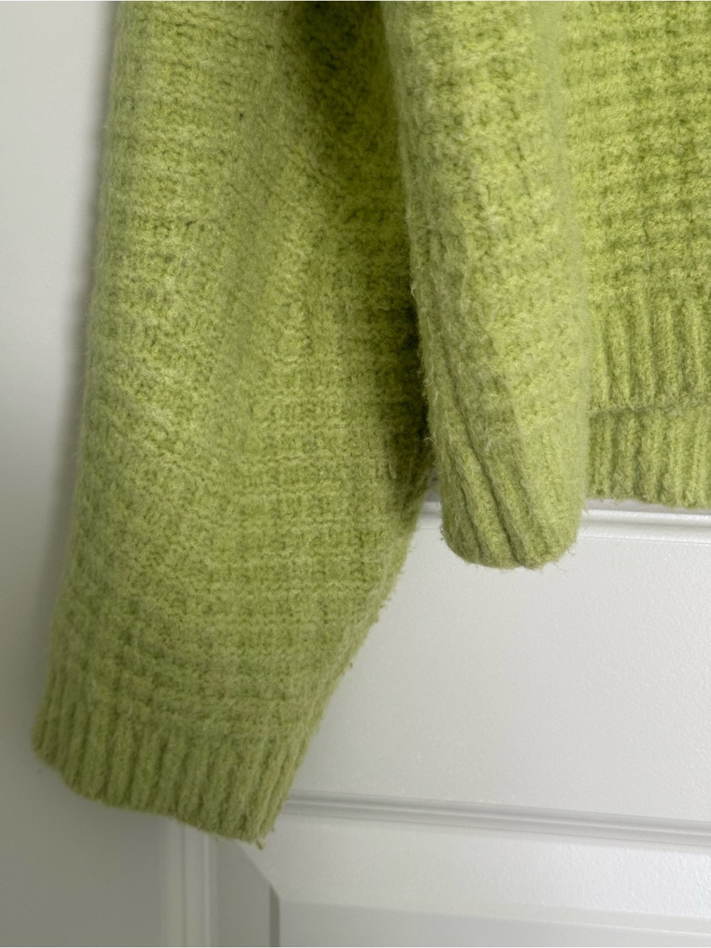 Universal Thread Lime Green Waffle-Knit V-Neck Button Cardigan - Picture 4 of 6
